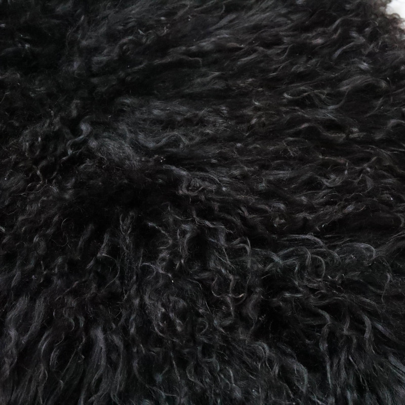 Peau De Mouton Islandais Frisée Noire