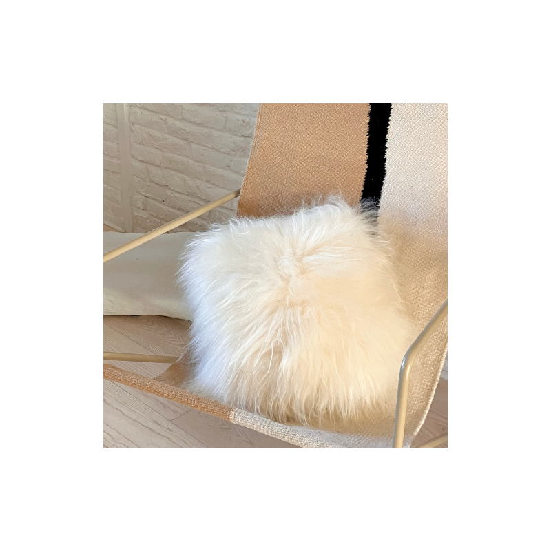coussin en peau de mouton islandais blanc
