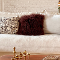 Coussin En Peau d'Agneau Du Tibet Bordeaux