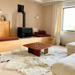 Fleur de peau : tapis en peau de mouton vanille