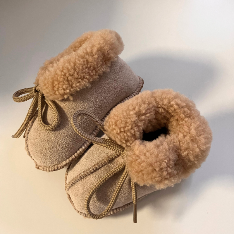 chaussons bébé peau de mouton