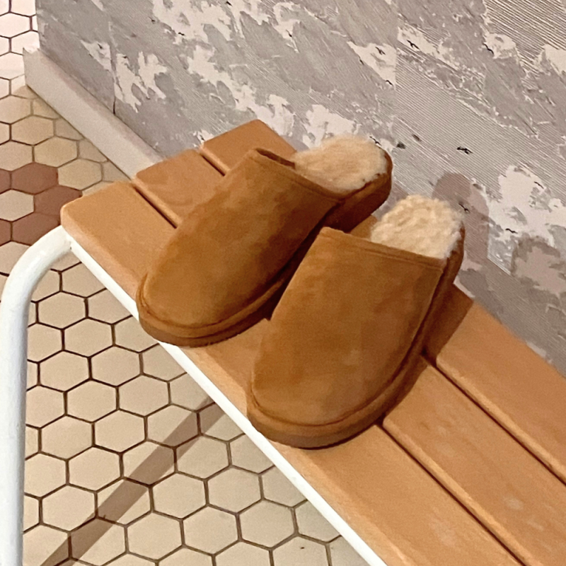 Mules en peau de mouton