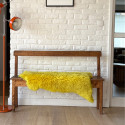 Peau de mouton jaune