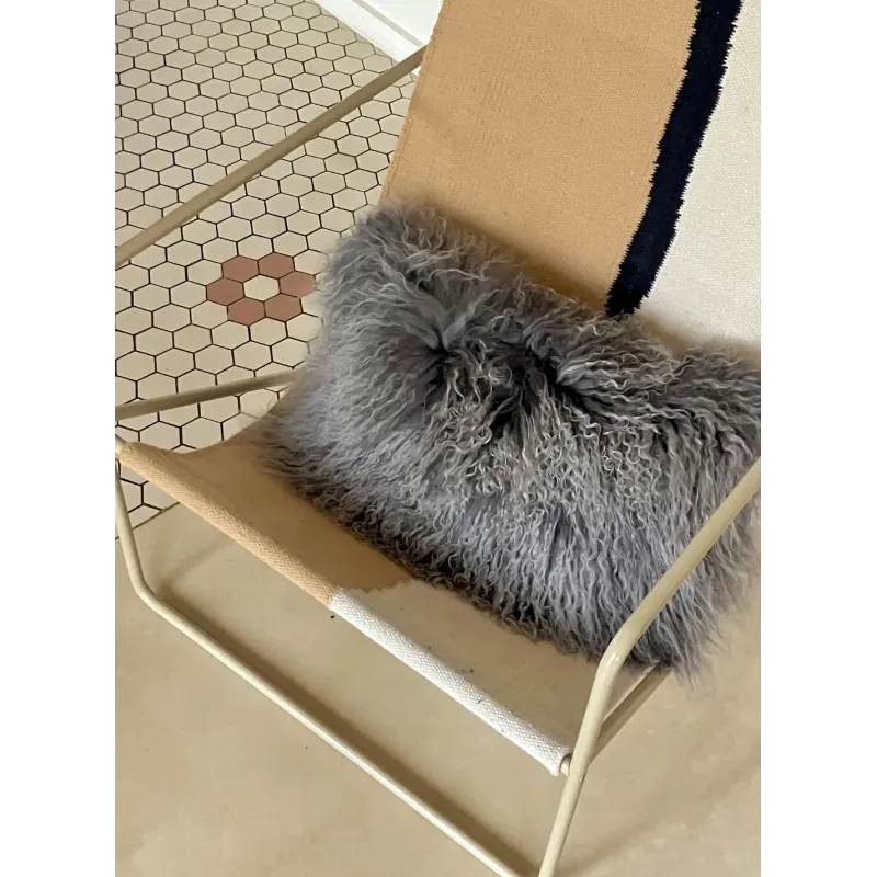 Coussin agneau du Tibet 30×50 – Maison Thuret – Luxe & douceur