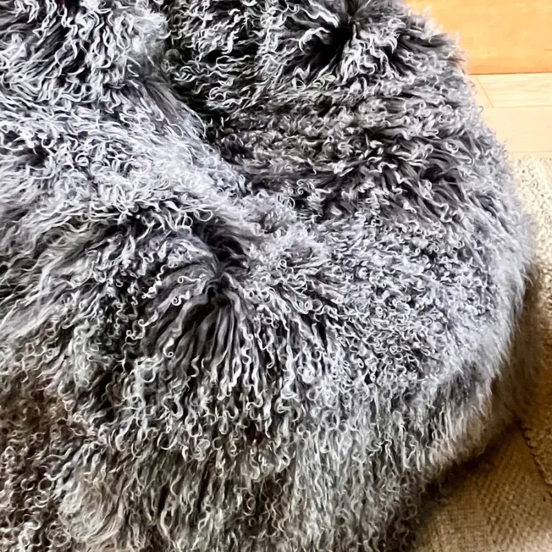 Pouf En Agneau Du Tibet Gris