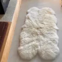 Peau de mouton teintée assemblée par 2, 4, 6, 8