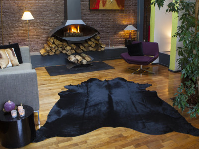 Les avantages des tapis en peau de vache pour une décoration intérieure unique