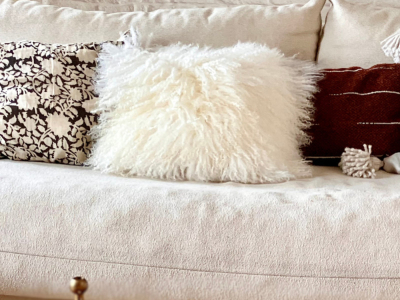 Coussins en peau : l'élégance et le confort au cœur de votre intérieur